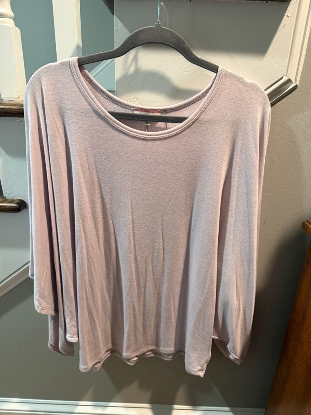 ANDREE BY UNIT Lightweight Long Sleeve Scoop Neck Top - Light purple